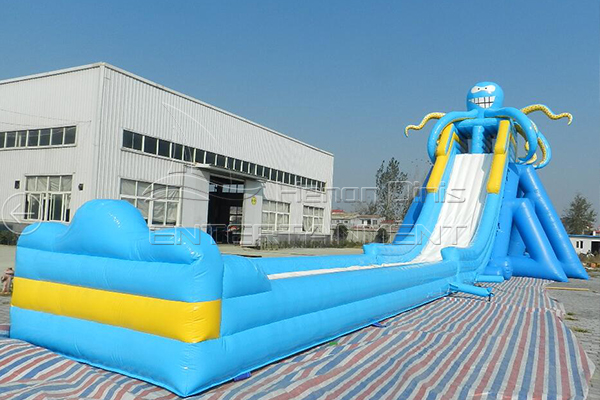 inflatable catle with water pool designed for childen